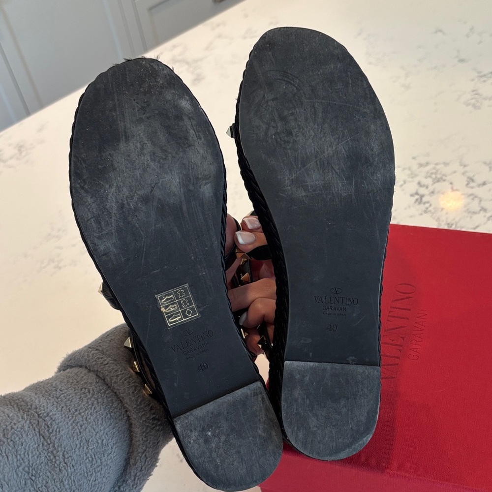 Valentino Black Pyramid-Stud Wedge Sandals 40 - Picture 7 of 9